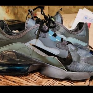 Men's Nike Air Max Infinity 2 Hasta/Black-Dk Smoke Grey (CU9452 300)